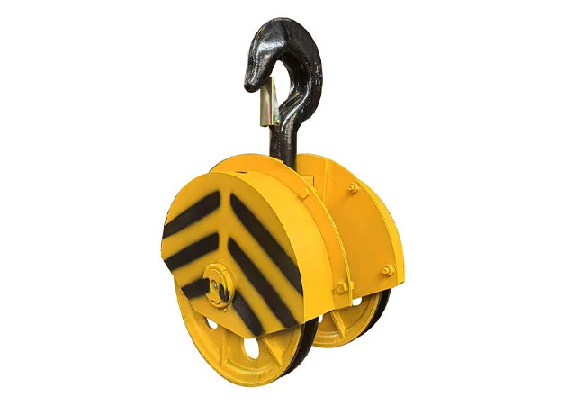 crane hook without safety latch causing load drop