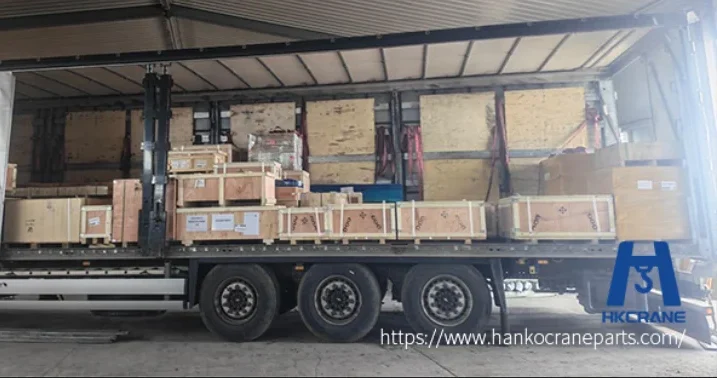 Hanko products are being loaded and shipped