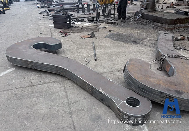Laminated-Crane-Hook