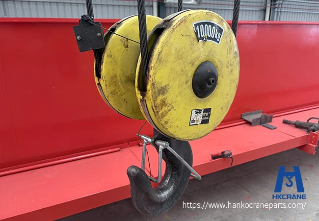 lifting-hook-safety