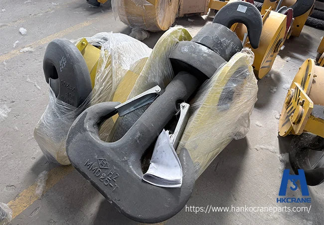 Hanko-heavy-duty-crane-hooks-to-cut-crane-maintenance-cost