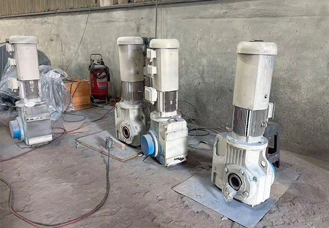 Heavy-Duty-Crane-Gearmotor-for-Overhead-Bridge-Crane-For-Sale