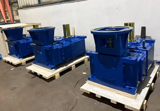 Heavy-duty crane reducer assembly process