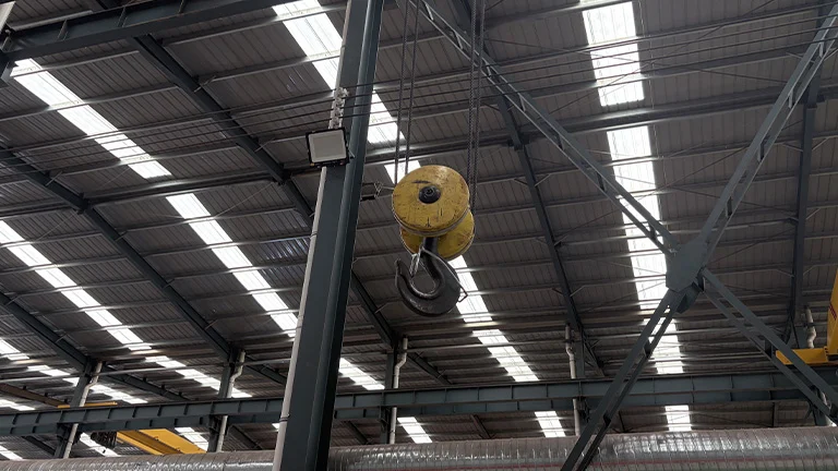 Overhead-Crane-Hook-Types,-Design,-Applications,-and-Maintenance-Guide