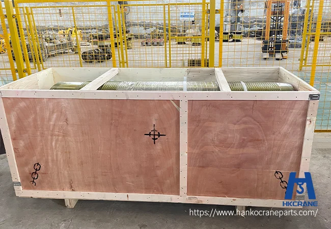 Crane-parts-packed-in-export-grade-wooden-crates-with-anti-corrosion-coating-for-overseas-shipment