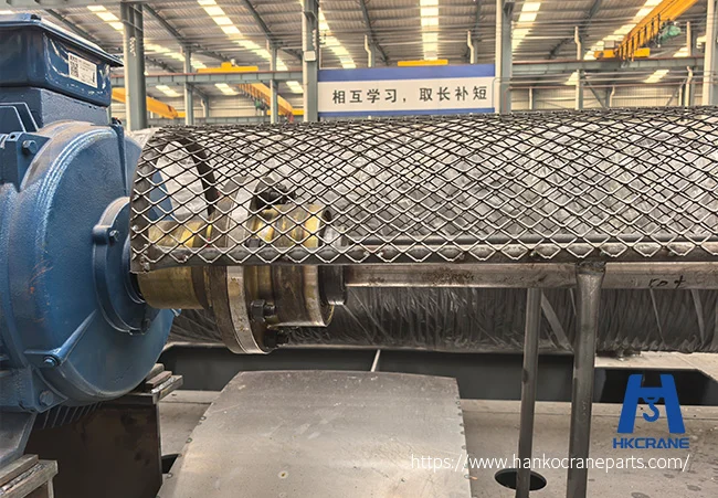 Gear coupling connecting gantry crane drive motor and gearbox